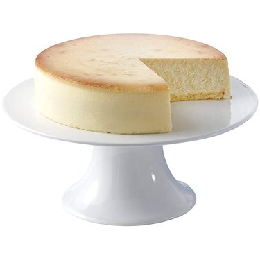 amazon Junior’s Cheesecake on pedestal