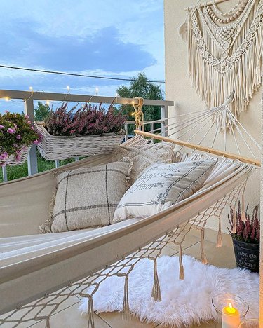 balcony hammock