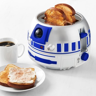 Williams Sonoma Star Wars R2-D2 Toaster