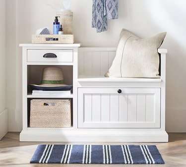 Low entryway outlet bench