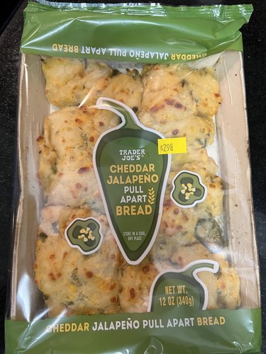 Trader Joe's Cheddar Jalapeño Pull Apart Bread