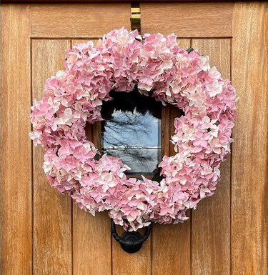 pink hydrangea spring wreath