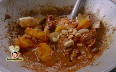Courageous Kitchen Gang Massaman Gai (Chicken Massaman Curry)