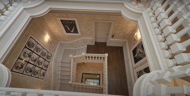 Tresor Cache mansion stairwell