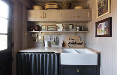 taupe and charcoal gray scullery