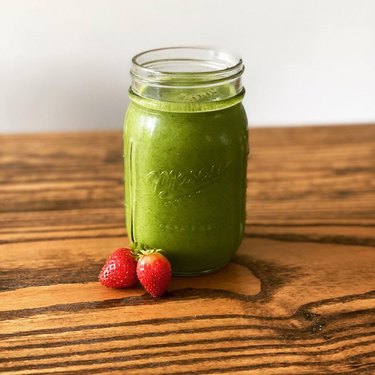 kale smoothie with strawberries