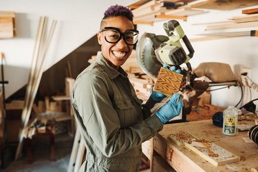 Dondra Howard: DIYer, carpenter