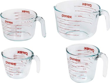 Pyrex 4-Piece Glass Measuring Cup Set
