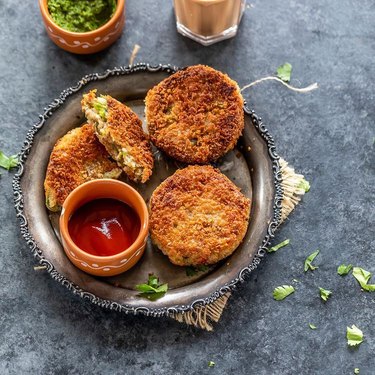 Cook with Manali Veg Cutlet