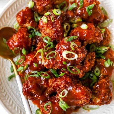 Jessica in the Kitchen BBQ Cauliflower Wings