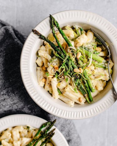 The Curious Chickpea Vegan Creamy Asparagus and Leek Pasta