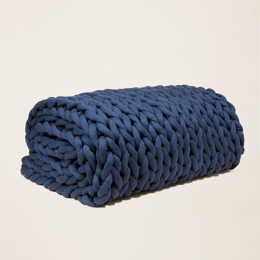 blue knit blanket