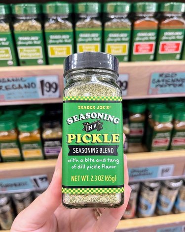 trader joe's Seasoning In A Pickle Seasoning Blend