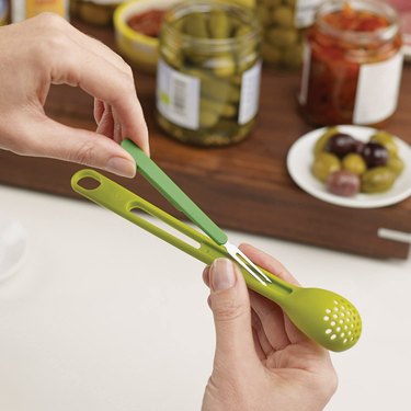 slotted jar spoon with integrated fork
