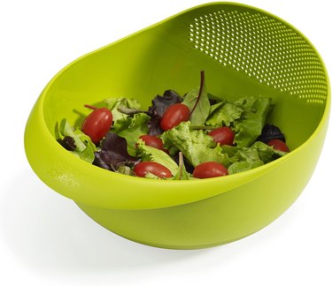 mixing bowl with colander