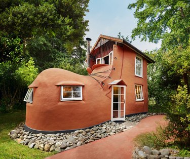 airbnb boot fairytale home