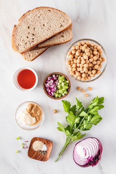 Buffalo Chickpea Sandwich ingredients