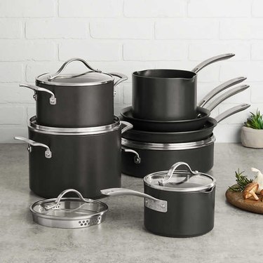 Anodized cookware set