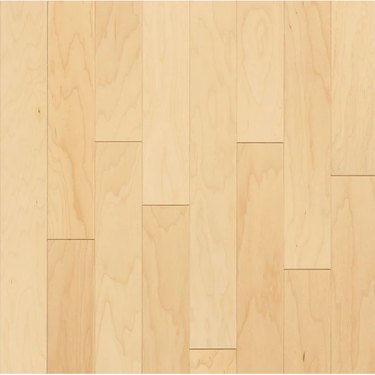 Prefinished Natural Maple Smooth/Traditional Engineered Hardwood Flooring