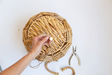 DIY wireless hanging basket light