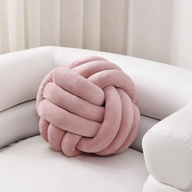 Sioloc Soft Knot Ball Pillows