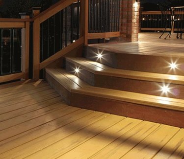 Safety lights on stairs