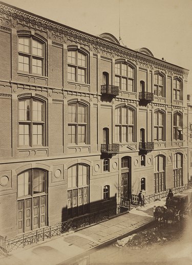 the Tenth Street Studio Building in New York City