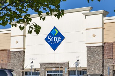 Sam's Club storefront