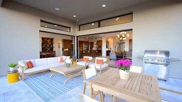 Indoor/outdoor patio space