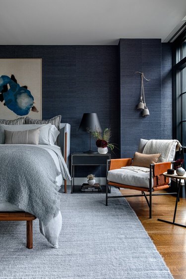 blue, white, and gray bedroom color idea