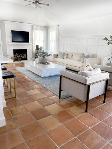 How to Match Paint Colors & Tile Floors