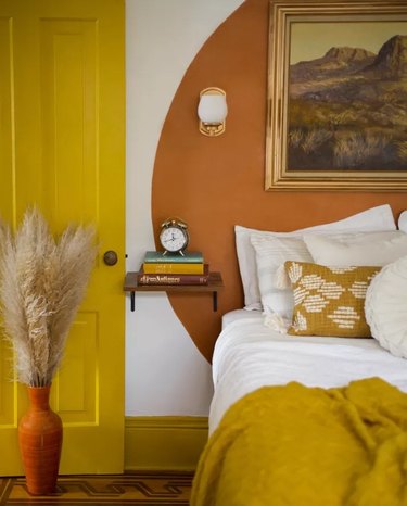 yellow and terra cotta bedroom color idea