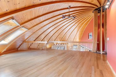 Interior of a dome-shaped house with arched ceilings