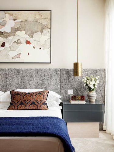 blue, gray, and cream bedroom color idea