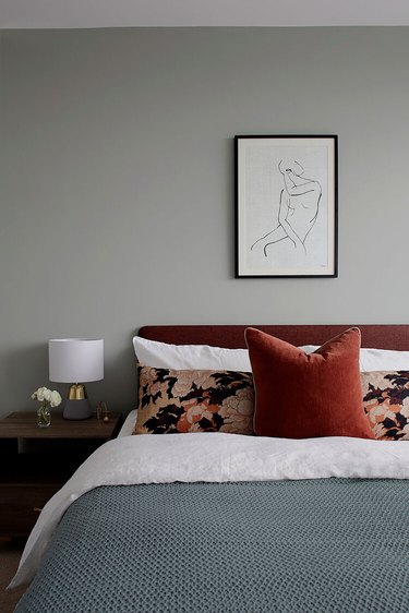 blue, gray, rust bedroom color idea