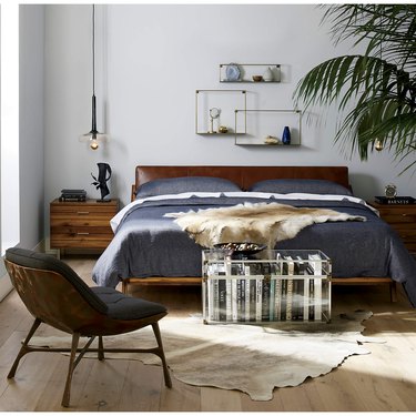 The Best Places to Buy Midcentury Modern Bedroom Furniture | Hunker