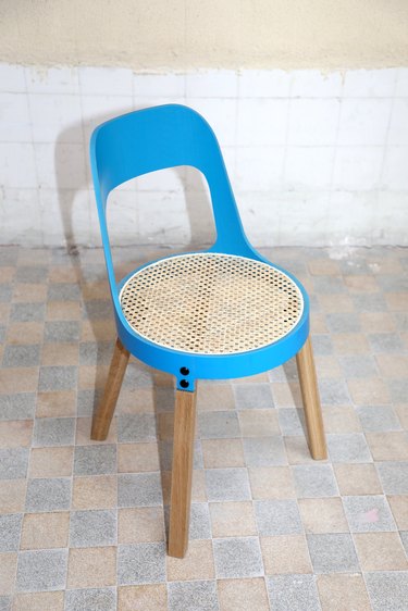 chair with blue outline