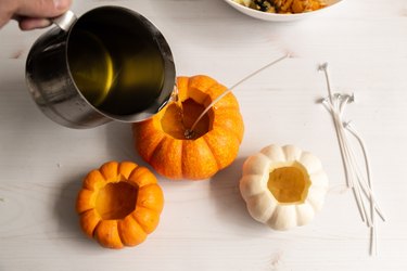 how to make pumpkin candles