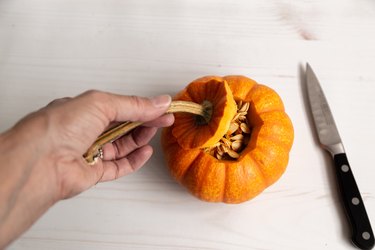 how to make pumpkin candles