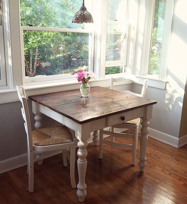 reclaimed barn wood dining table