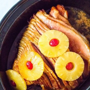 Kawaling Pinoy Slow Cooker Ham With Pineapple