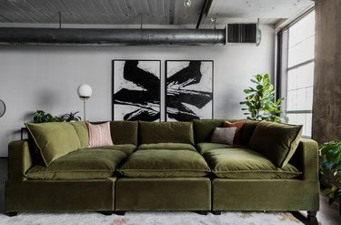deep green velvet pit sofa