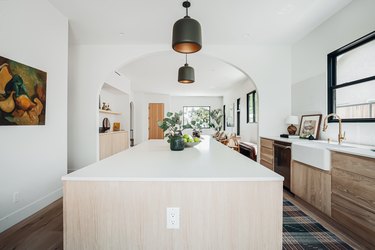 How To Create A Modern Farmhouse Kitchen - Cottonwood and Co