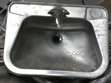 How To Clean Water Stains on Stainless Steel – DIY Home Sweet Home