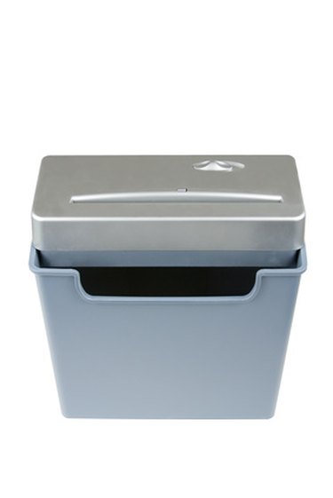 Royal AQ9100 Shredder