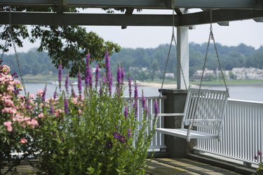 Porch swing