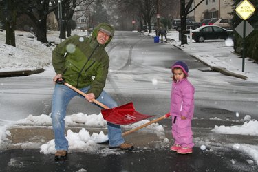 How to Make an Ice Melt For Your Wooden Deck