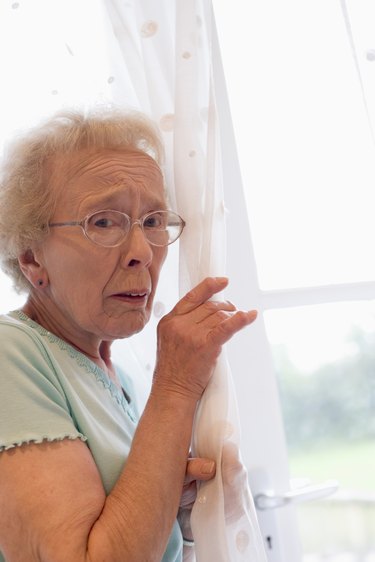 how-to-remove-nicotine-stains-from-vertical-blinds-hunker