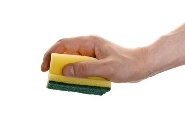 hand with a sponge