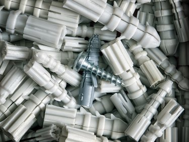 Dowels